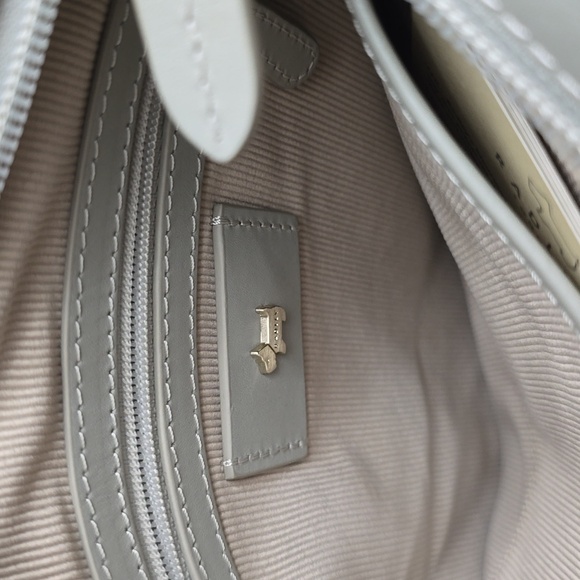 RADLEY London Crossbody Purse Gray Taupe Leather Zipper Pockets - Picture 5 of 10